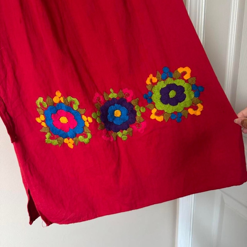 Vintage Mexican Red Embroidered Dress Oaxaca Flower Blue Yellow Short - Picture 4 of 6
